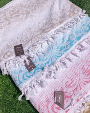 Telo Mare Jacquard in Ciniglia con Frange Preziosa