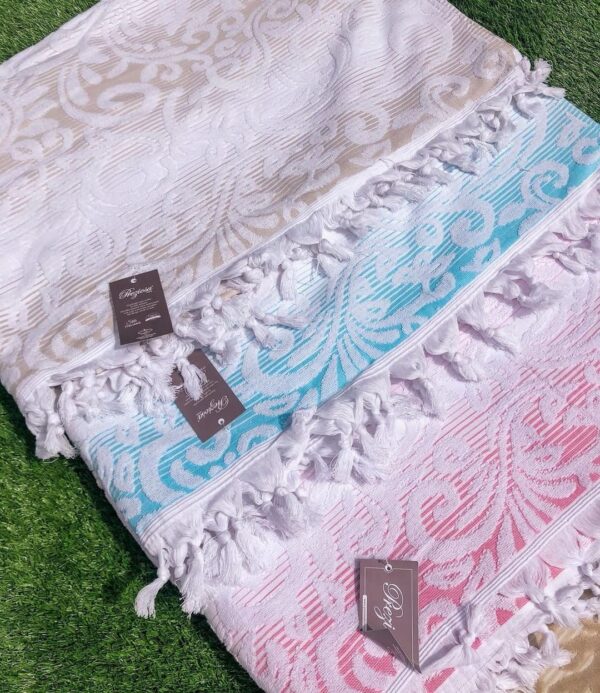Telo Mare Jacquard in Ciniglia con Frange Preziosa