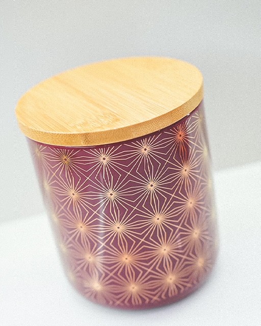 Barattolo Moderno in Ceramica Stile Geometrico con Coperchio in Legno e dettagli in oro