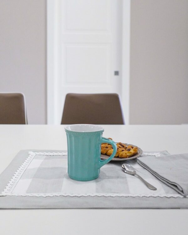 Tovaglietta Colazione Con Tovagliolo Linea Queen a Quadri Con Merletto