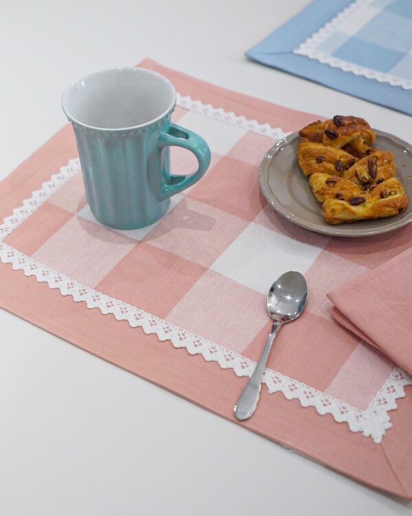 Tovaglietta Colazione Con Tovagliolo Linea Queen a Quadri Con Merletto