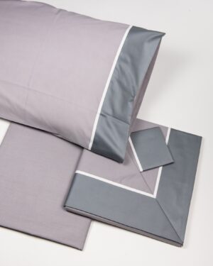 Completo Lenzuola Matrimoniali 100% Cotone Eneas Grigio Chiaro Con Bordo Grigio Scuro