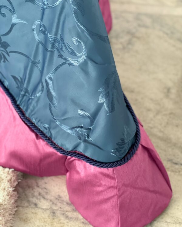 Copriletto Liliana in Raso Effetto Damasco con Cordoncino e Balza in Contrasto