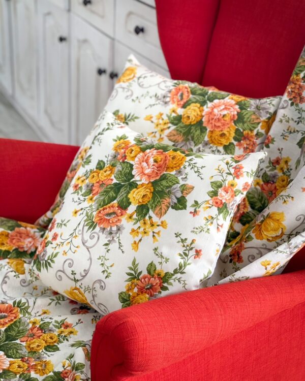 Cuscino Arredo Flora 2 Dimensioni Sfoderabili con Zip-5986