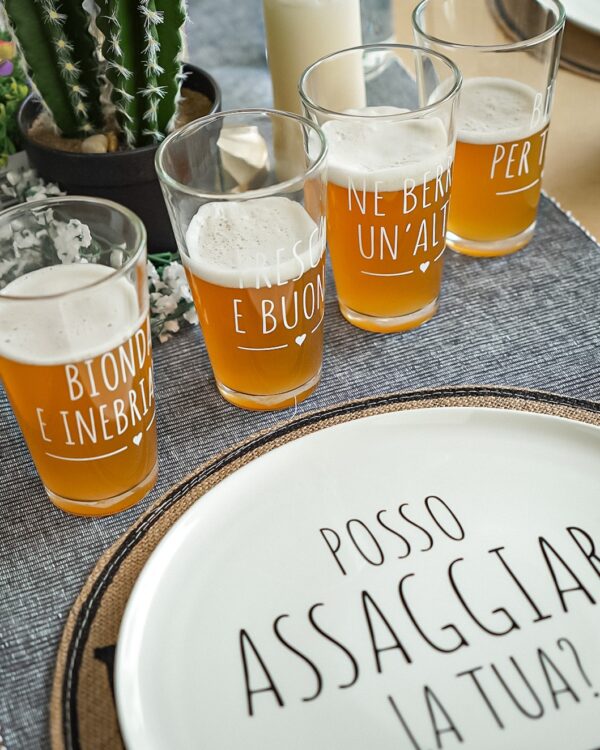 Bicchiere Da Birra Con Frase Fresca E Buona
