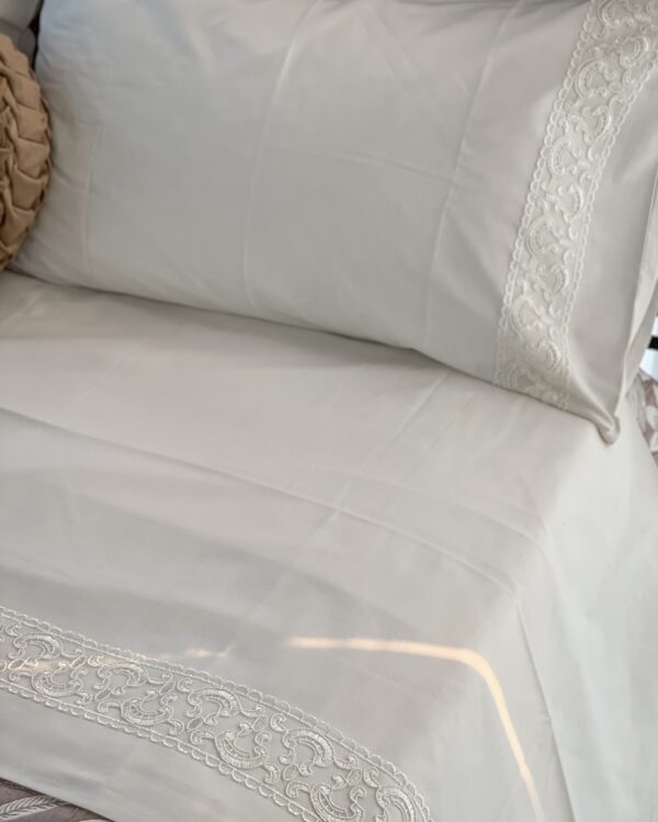 Completo Letto Lenzuola Matrimoniale Cher Panna Latte Nazareno Gabrielli Scatolato