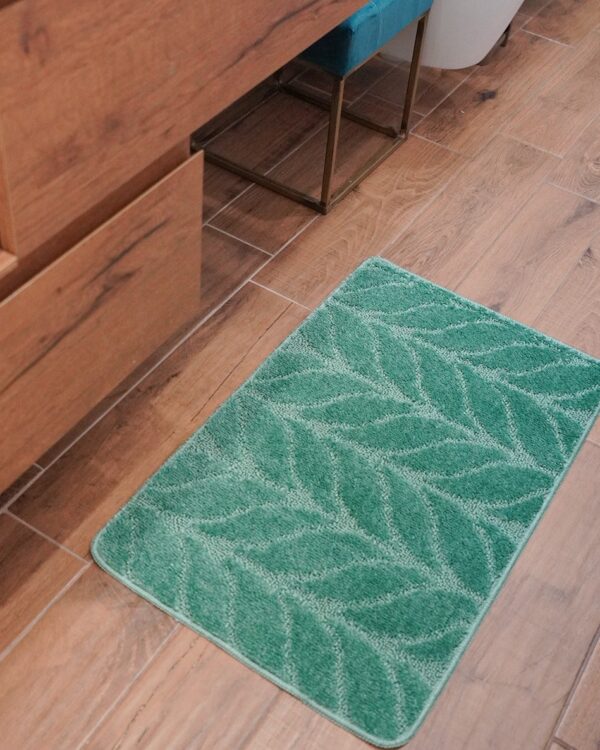 Tappeto da Bagno Classic Disegno Foglia con Retro in Latex Antiscivolo Disponibile In Diverse Misure