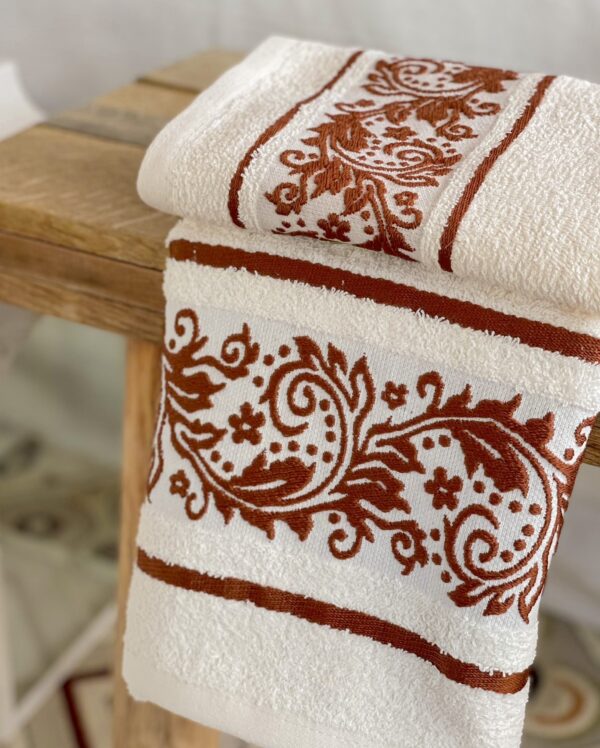 Set Asciugamani Viso e Ospite Floriana In Spugna Jacquard