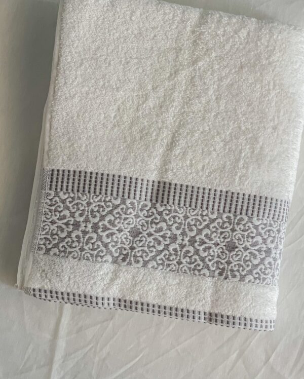 Telo Doccia Adel Jacquard 450gr InBiancaluna 100x145 cm