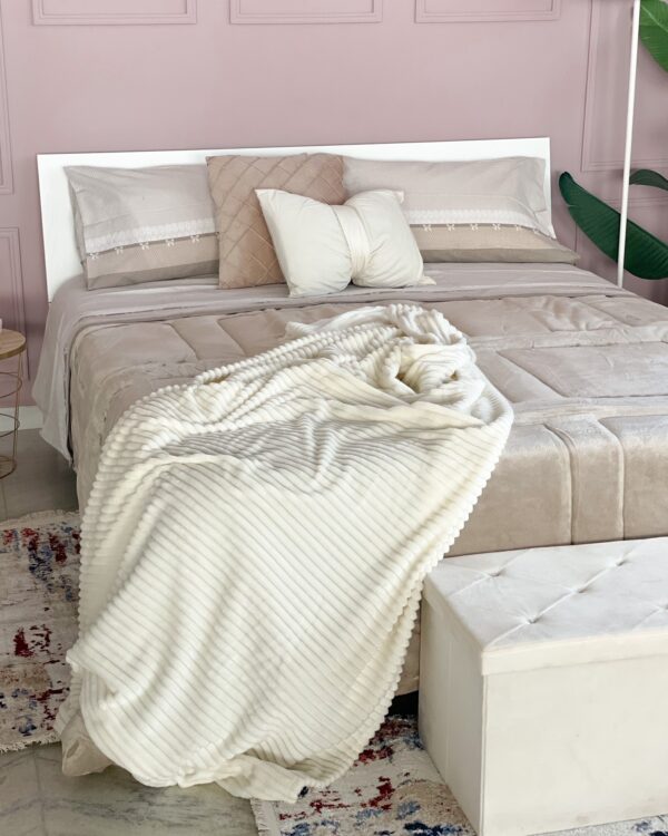 Plaid Artemide Rigato in 6 Colori e 3 Misure Caldo E Morbido