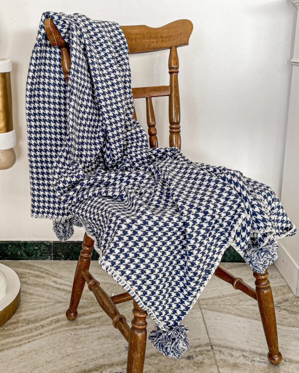 Plaid Coperta Pied de Poule In 4 Colori Con Pon Pon Preziosa Home