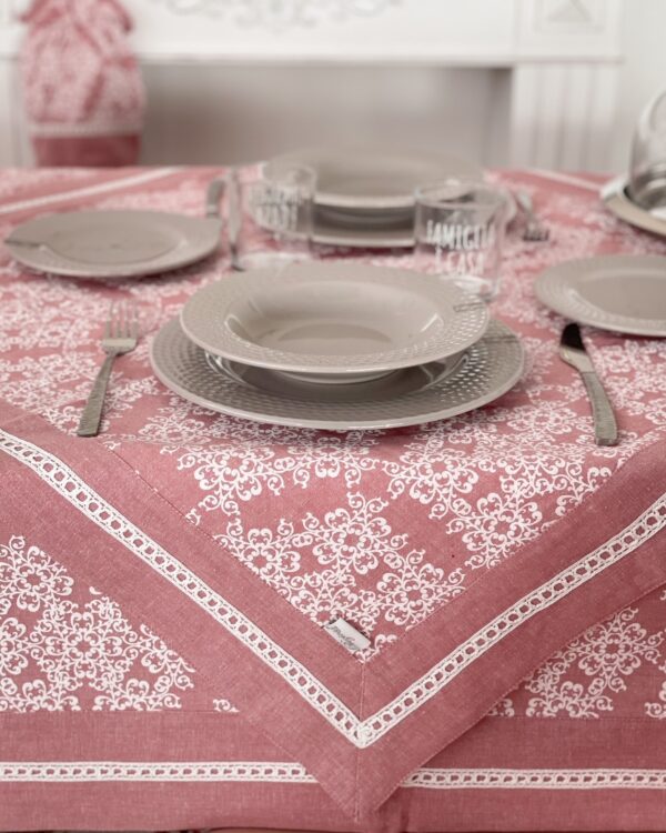 Centrotavola Linea Greca 90x90 Cm