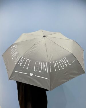Ombrello Pieghevole Con Frase e Astuccio Nuvole di Stoffa