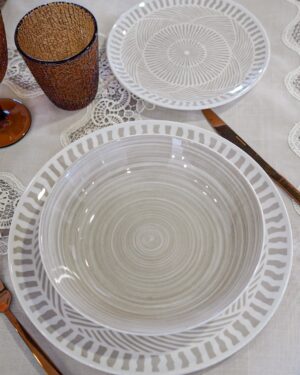 Servizio di Piatti Gale 18 Pezzi Porcellana Bianca e Beige Tognana