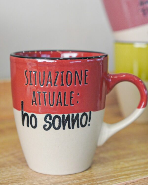 Tazza Mug Allegra Con Scritte in Ceramica AD