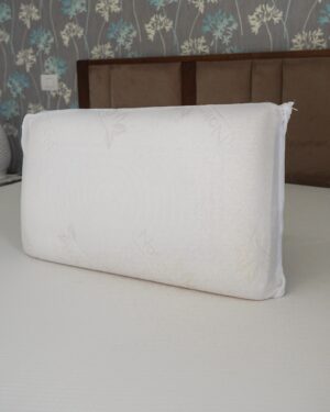 Guanciale Nature in Memory Foam con Azione Massaggiante Altezza 15 Cm