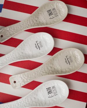 Appoggia Mestolo Con Scritte Rich In Bianco o In Beige