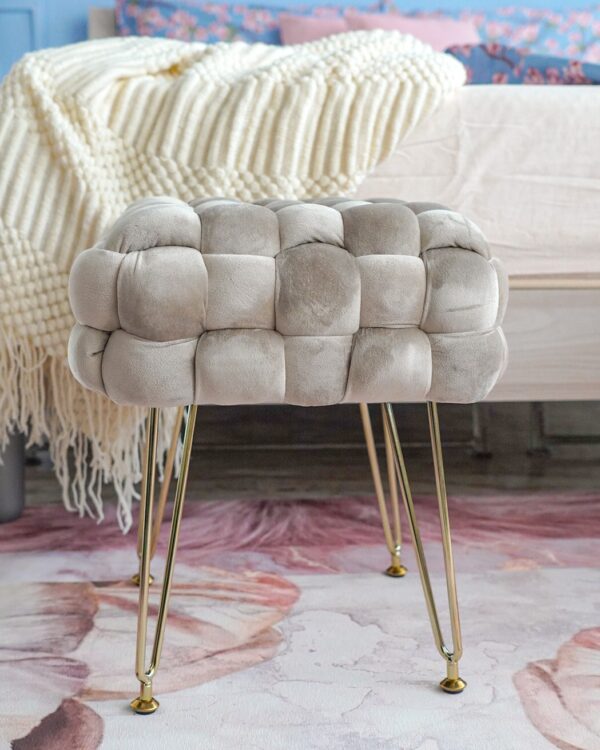 Sgabello Sophie Intrecciato In Velluto e Metallo Rosa Beige Celeste Con Piedi Oro