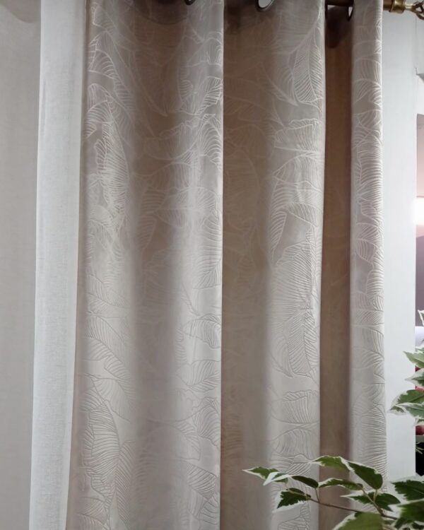 Pannello Tenda Gaia Con Borchie Argento 140x280 Cm