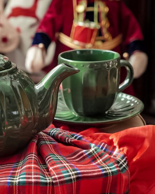 Tazza da Thè Con Piattino Demetra Verde Bosco Nuvole di Stoffa