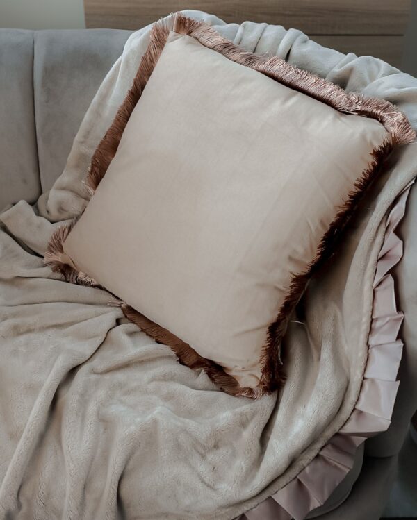 Cuscino Maison in Velvet Con Frangia Sfoderabile 42x42Cm