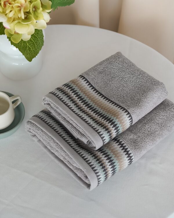 Set 2 Asciugamani Oslo Viso e Ospite Vingi Ricami in Spugna di Cotone 100%