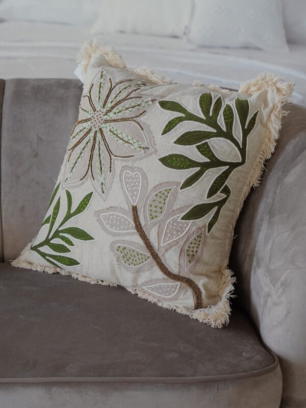 Cuscino Arredo Verde e Beige Hanna Home Con Disegno Floreale e Frange Con Zip