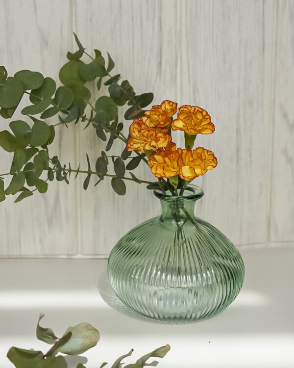 Vaso In Vetro Colorato Con Scanalature AD Design Moderno