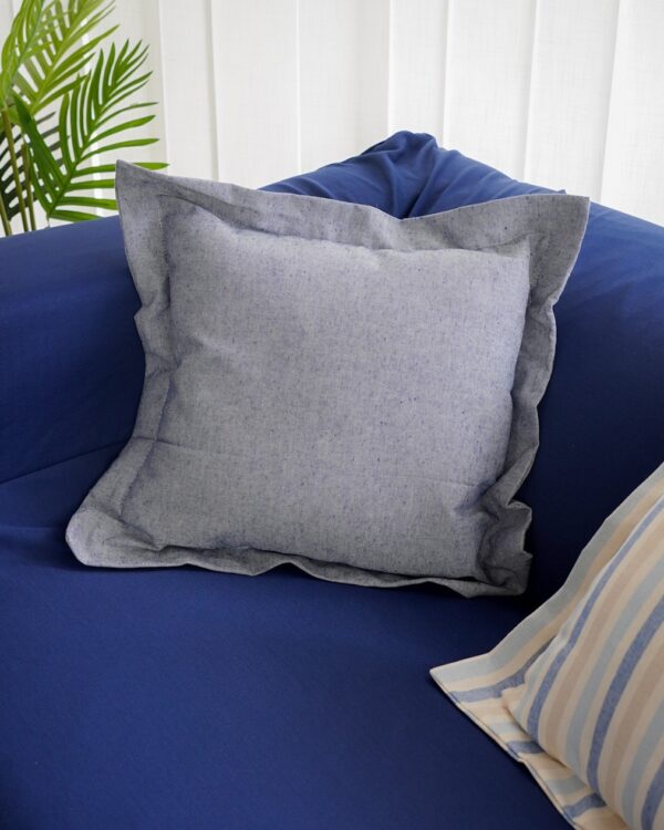 Cuscino Arredo Summer In Tessuto Grezzo Con Zip e Volant