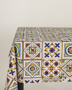 Tovaglia A Metraggio Pamplona Decotex in Pvc Effetto Tessuto Prestige Collection Antimacchia