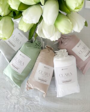Coppia Federe Clara Con Sacchetto In Seta di Bamboo Alleati Skincare Per Pelle E Capelli Luminosi Biancaluna