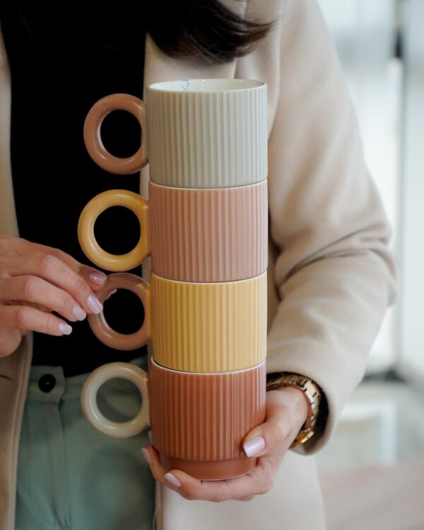 Tazza Mug Impilabile Con Manico In Porcellana