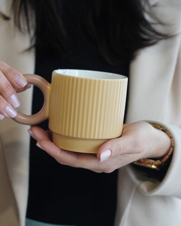 Tazza Mug Impilabile Con Manico In Porcellana