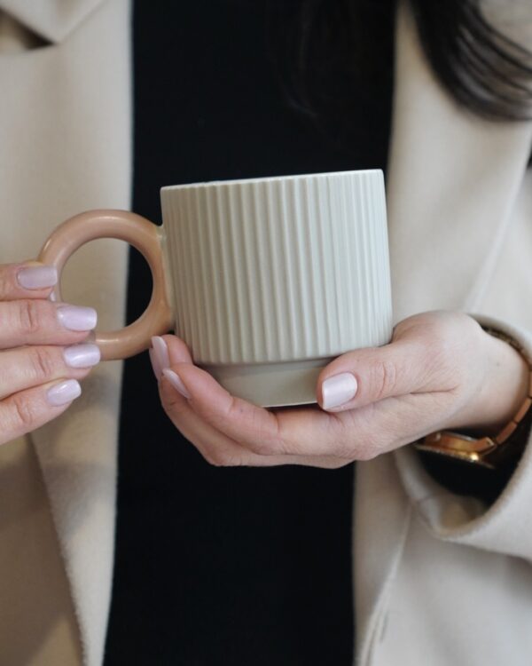 Tazza Mug Impilabile Con Manico In Porcellana