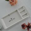 Piatto Vassoio Rettangolare con Quattro Scomparti Con Frase Bianco In Ceramica AD