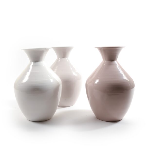 Vaso in Metallo Mercury In Due Dimensioni e 3 Colori Bianco Rosa Beige