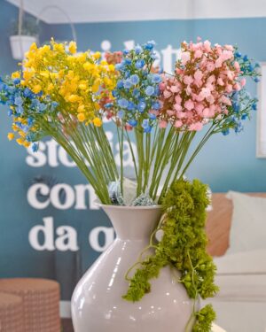 Mazzettino di Fiorellini Artificiali a Stelo Lungo 67 Cm Giallo Celeste Rosa e Rosa Scuro