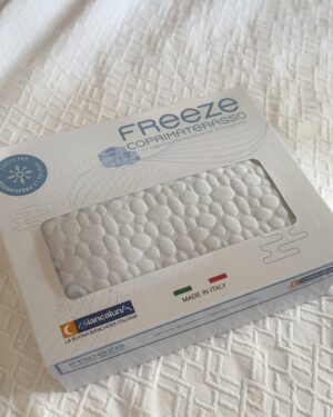 Coprimaterasso Freeze Refrigerante Con Cappuccio e Fascia Perimetrale 3D Traspirante e Rinfrescante