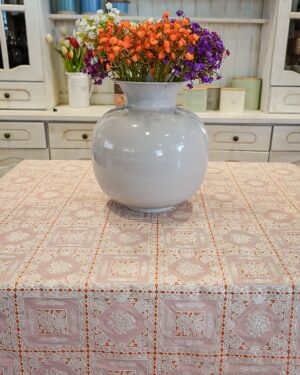 Tokyo Lace Tovagliato a Metraggio Effetto Merletto Con Doppio Fondo Arancio Larghezza 137 Cm