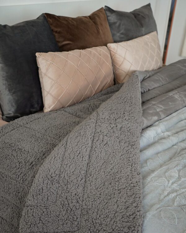 Trapunta Piumone Giorgia Velvet Con Interno in Pelliccia